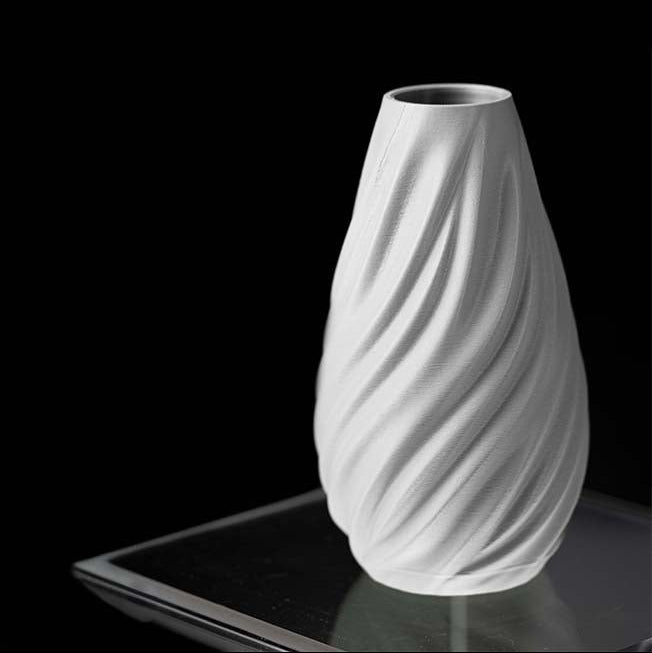 Vaso di design sinuoso in PLA ecologico BIANCO COTONE