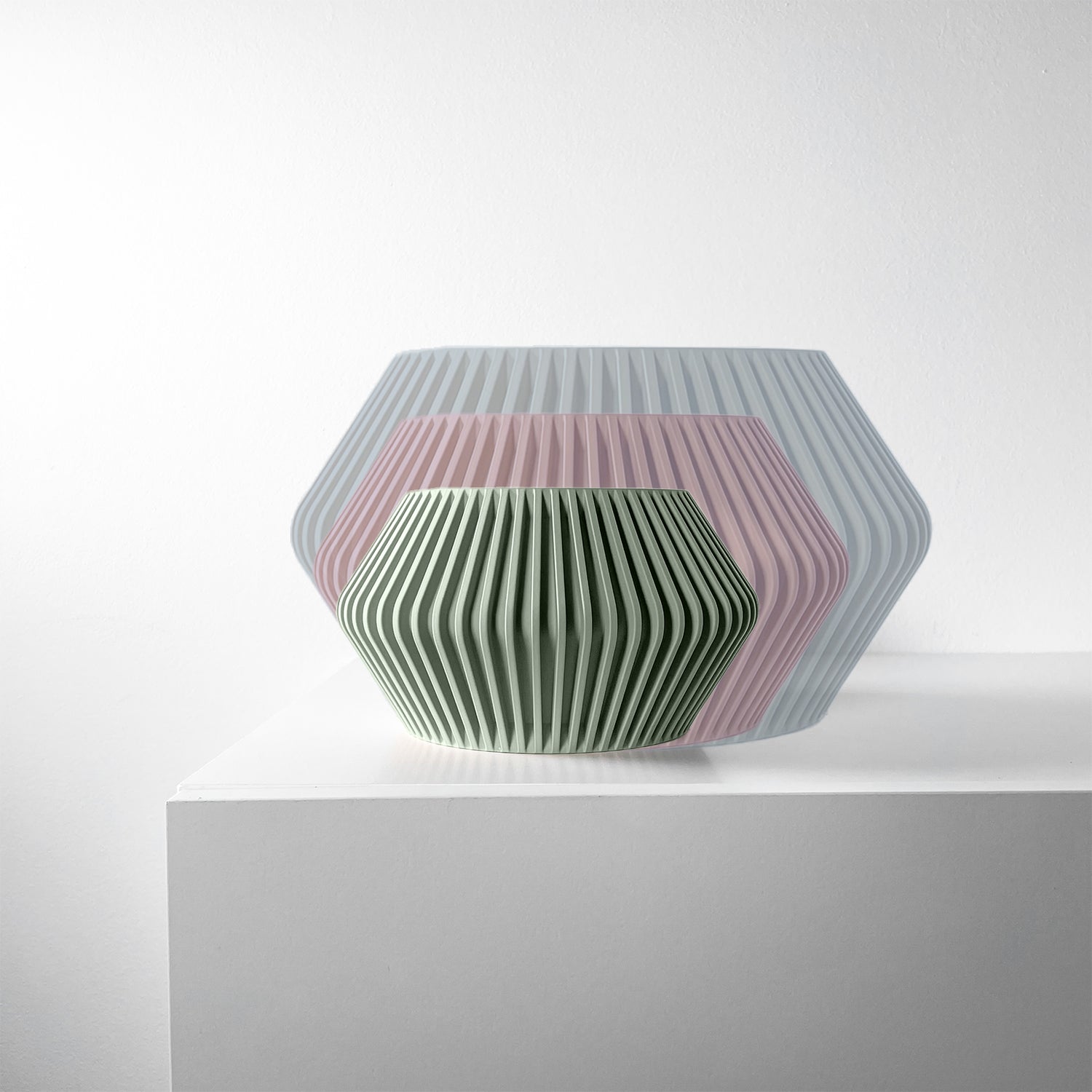 Tre dimensioni dei vasi in scala