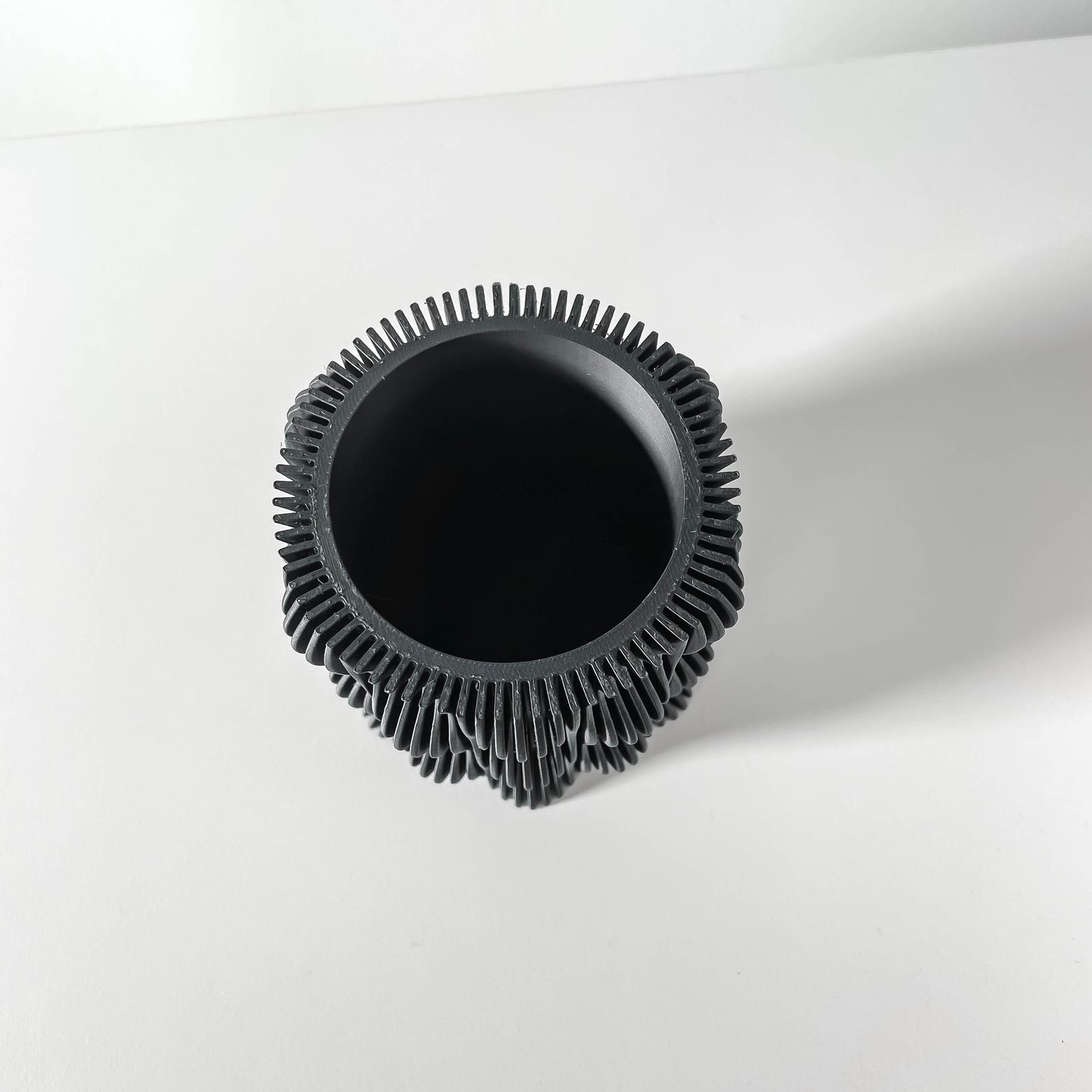 Portapenne ondulato NERO