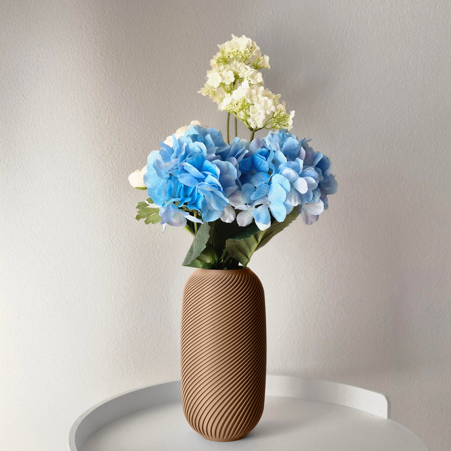 Vaso beige per l'arredamento di casa