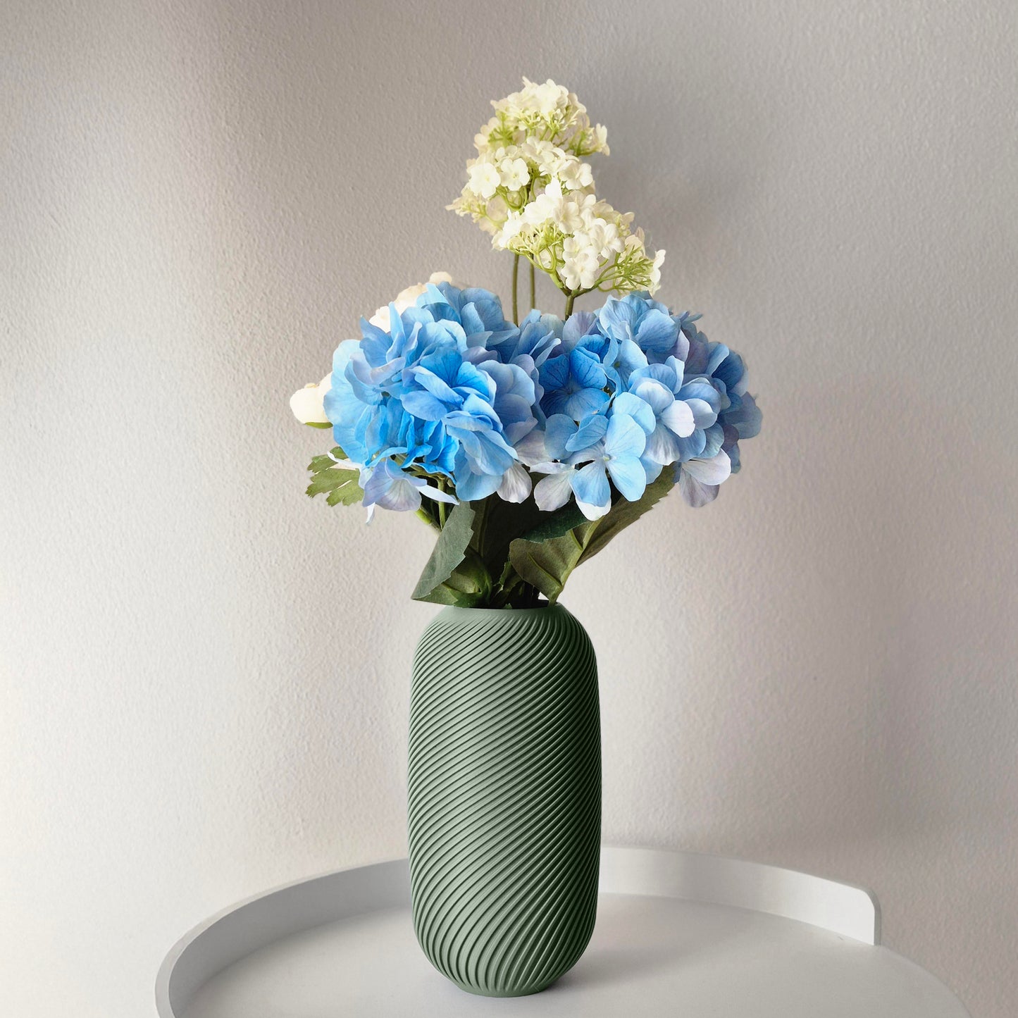 Vaso verde per l'arredamento di spazi moderni