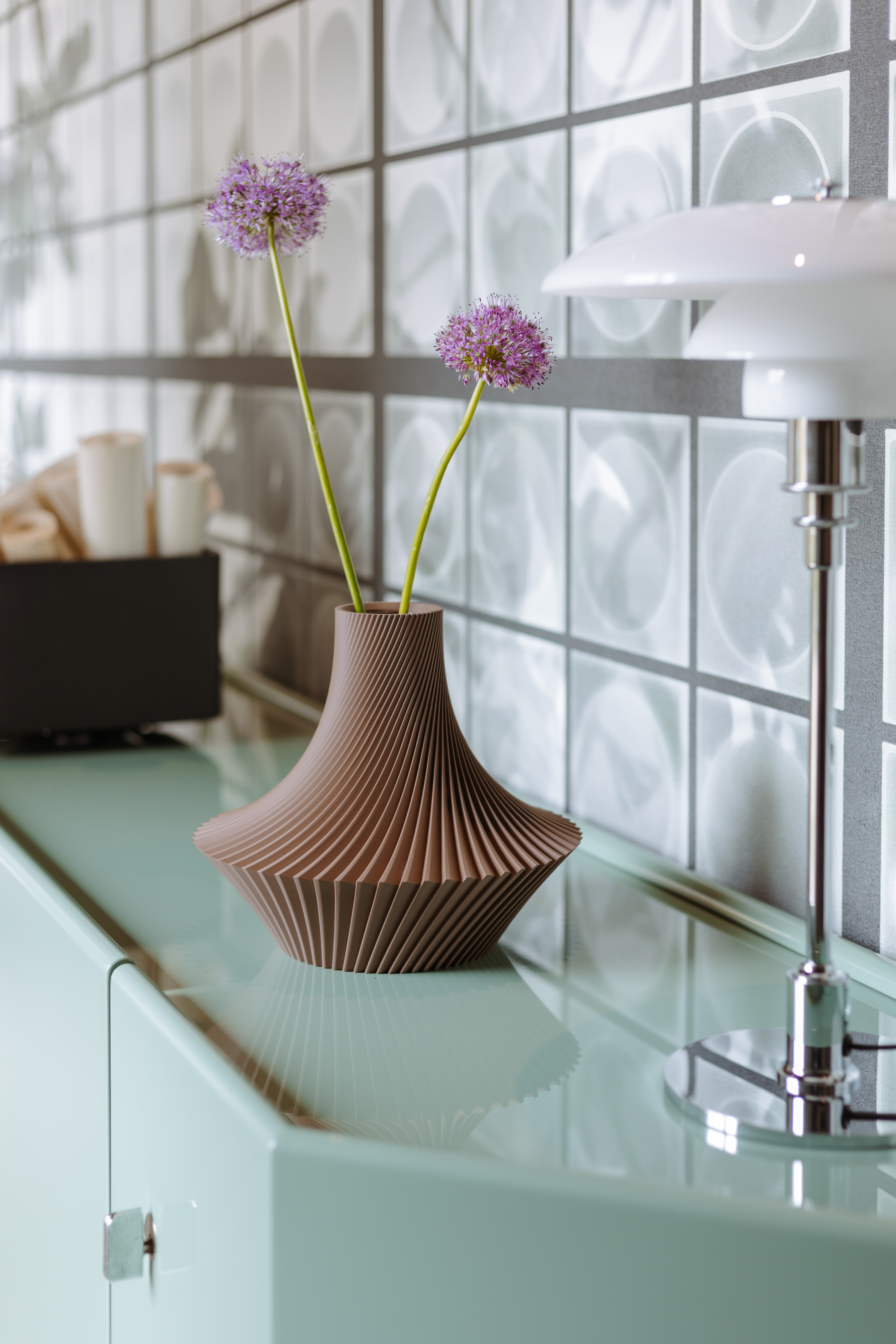 Vaso a spirale marrone cioccolato